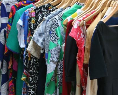 Kleider zu verkaufen- bald nur noch gegen Gebühr?